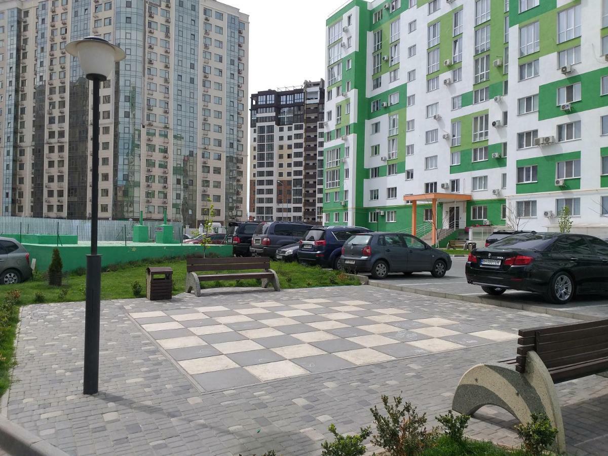 Apartment In The Residential Complex Islands Odessa Dış mekan fotoğraf